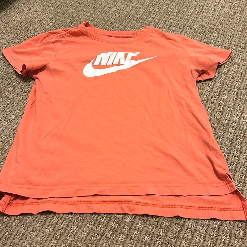 Girl’s Nike Tee